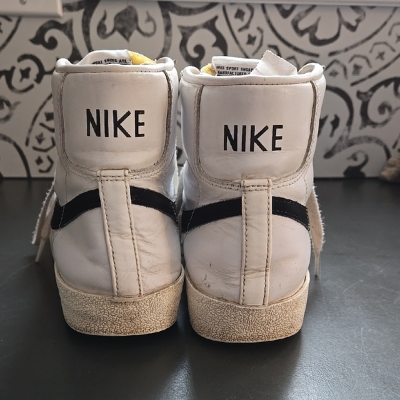Nike Blazers High-Top Sneakers in White and Tan - Picture 3 of 8